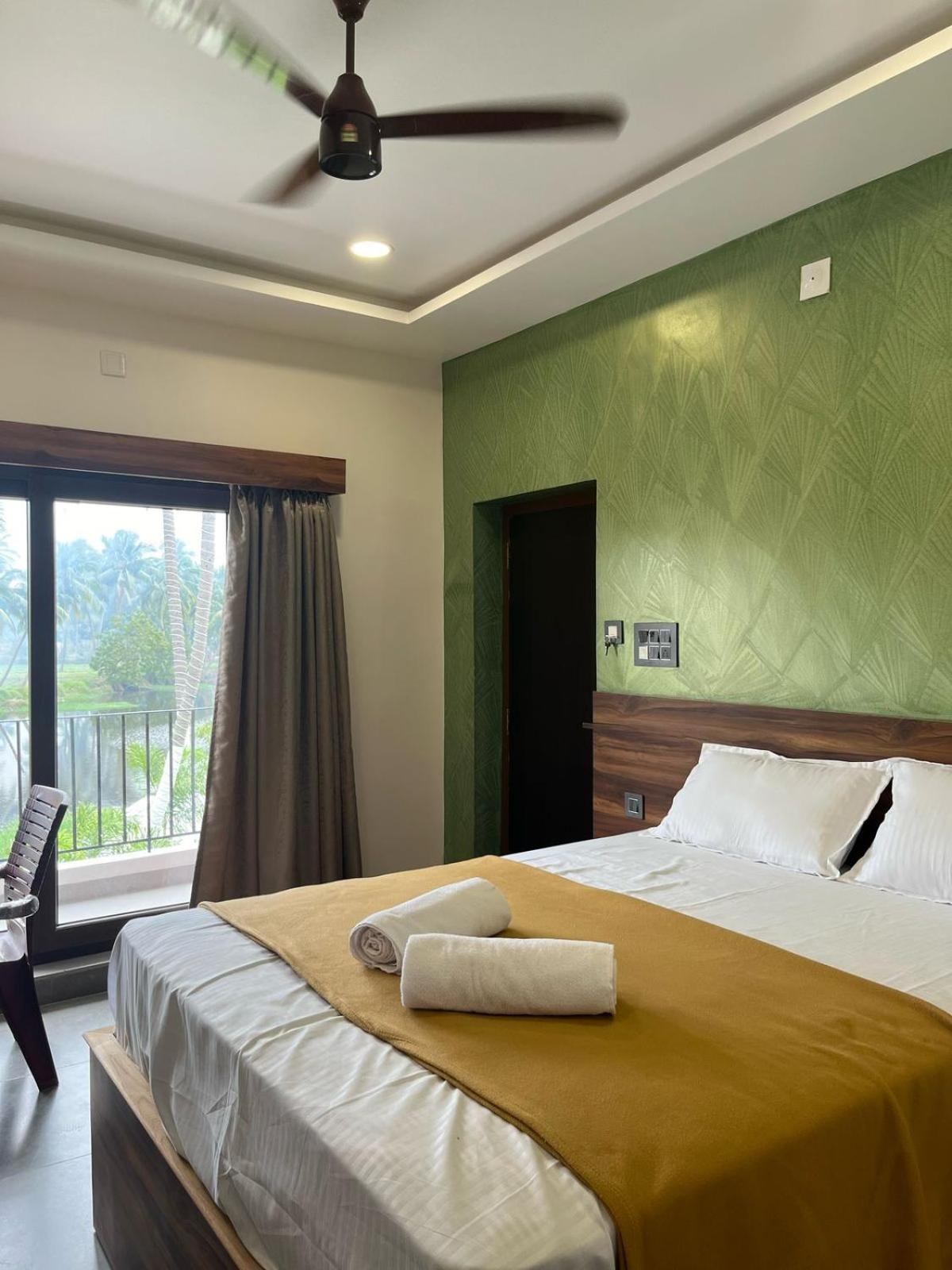 Trigon Retreat Hotel Purnankuppam Exterior photo