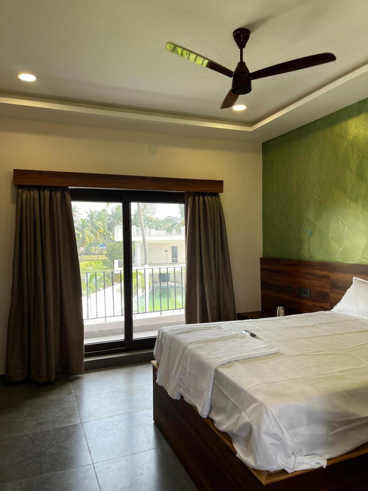 Trigon Retreat Hotel Purnankuppam Exterior photo