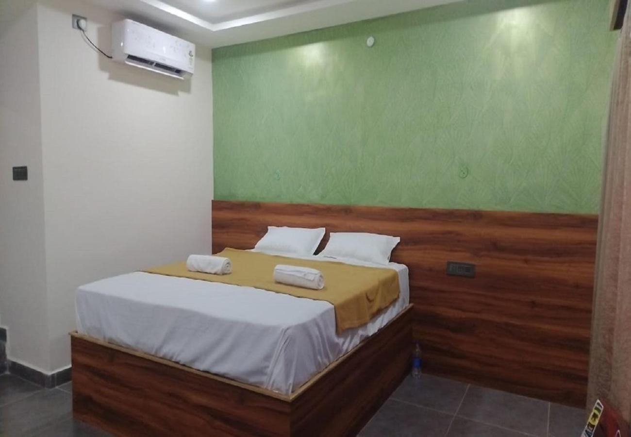 Trigon Retreat Hotel Purnankuppam Exterior photo