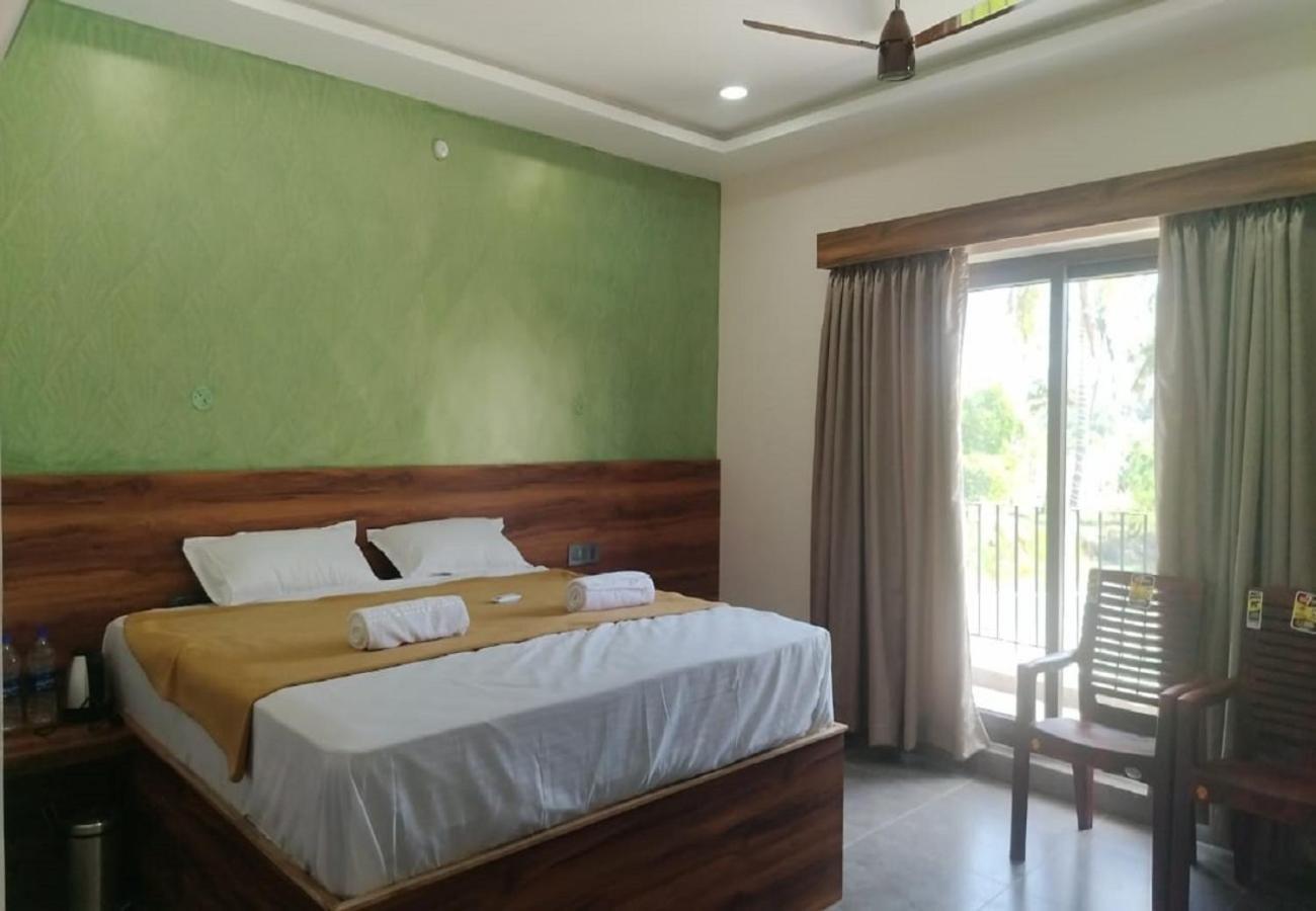 Trigon Retreat Hotel Purnankuppam Exterior photo