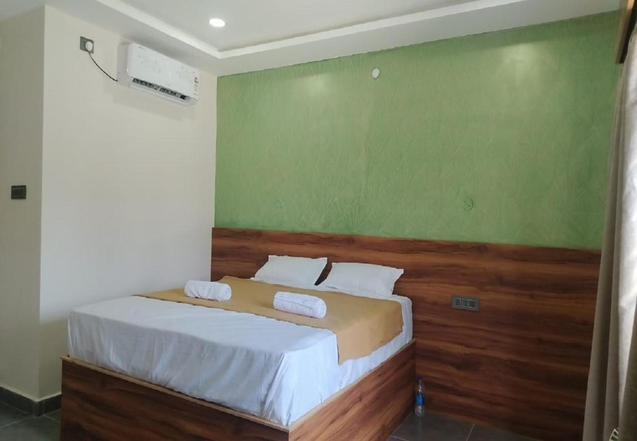 Trigon Retreat Hotel Purnankuppam Exterior photo